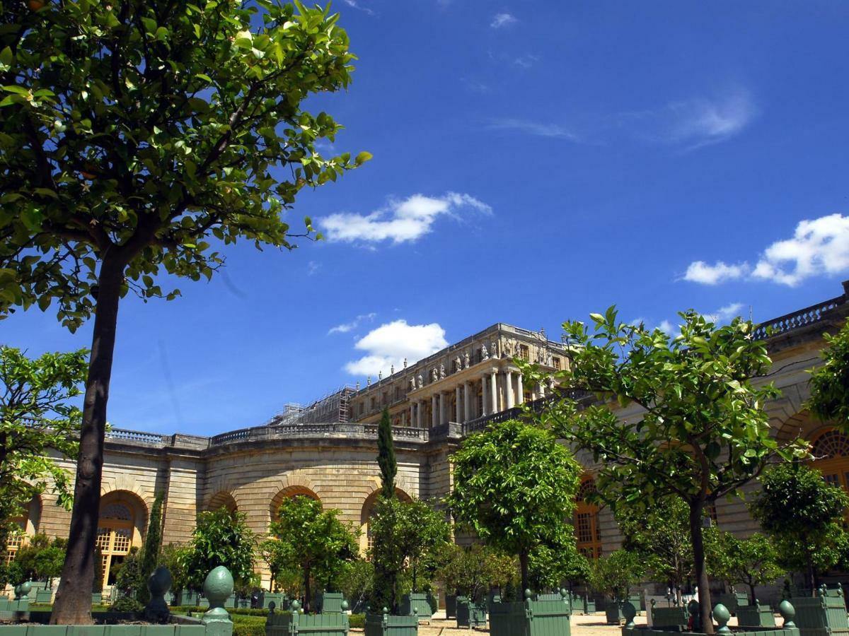 Les Petits Apparts Versailles Exterior photo